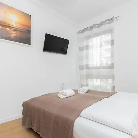 Hallera Zajezdnia Wrzeszcz By Renters * Gdańsk