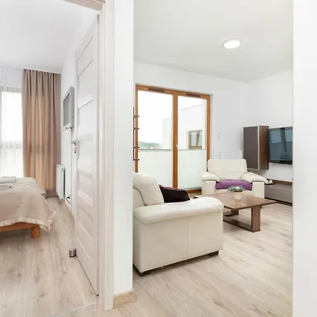 Hallera Zajezdnia Wrzeszcz By Renters