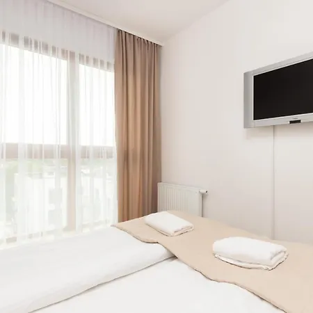 Hallera Zajezdnia Wrzeszcz By Renters *
