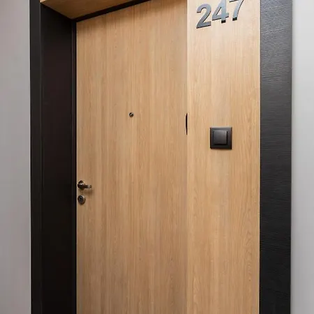 Hallera Zajezdnia Wrzeszcz By Renters * Gdansk