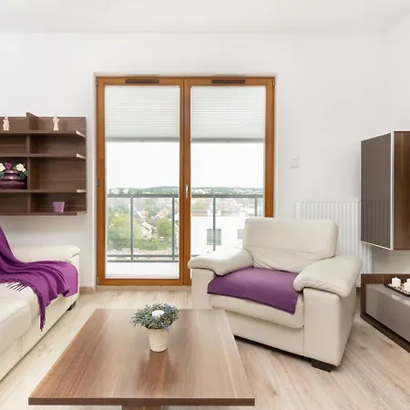 Hallera Zajezdnia Wrzeszcz By Renters *